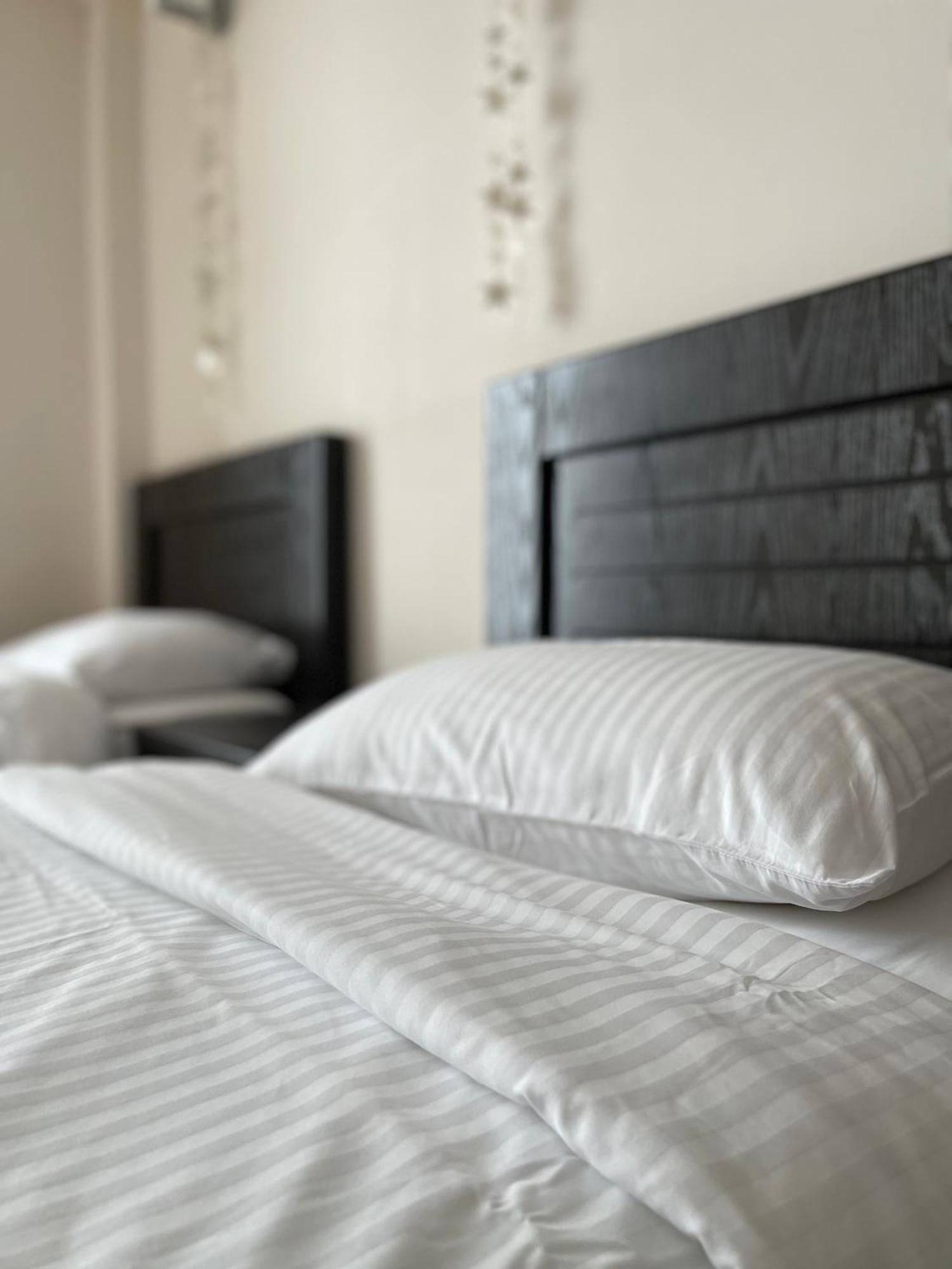 Happy Holidays Apartments In New غودوري الغرفة الصورة