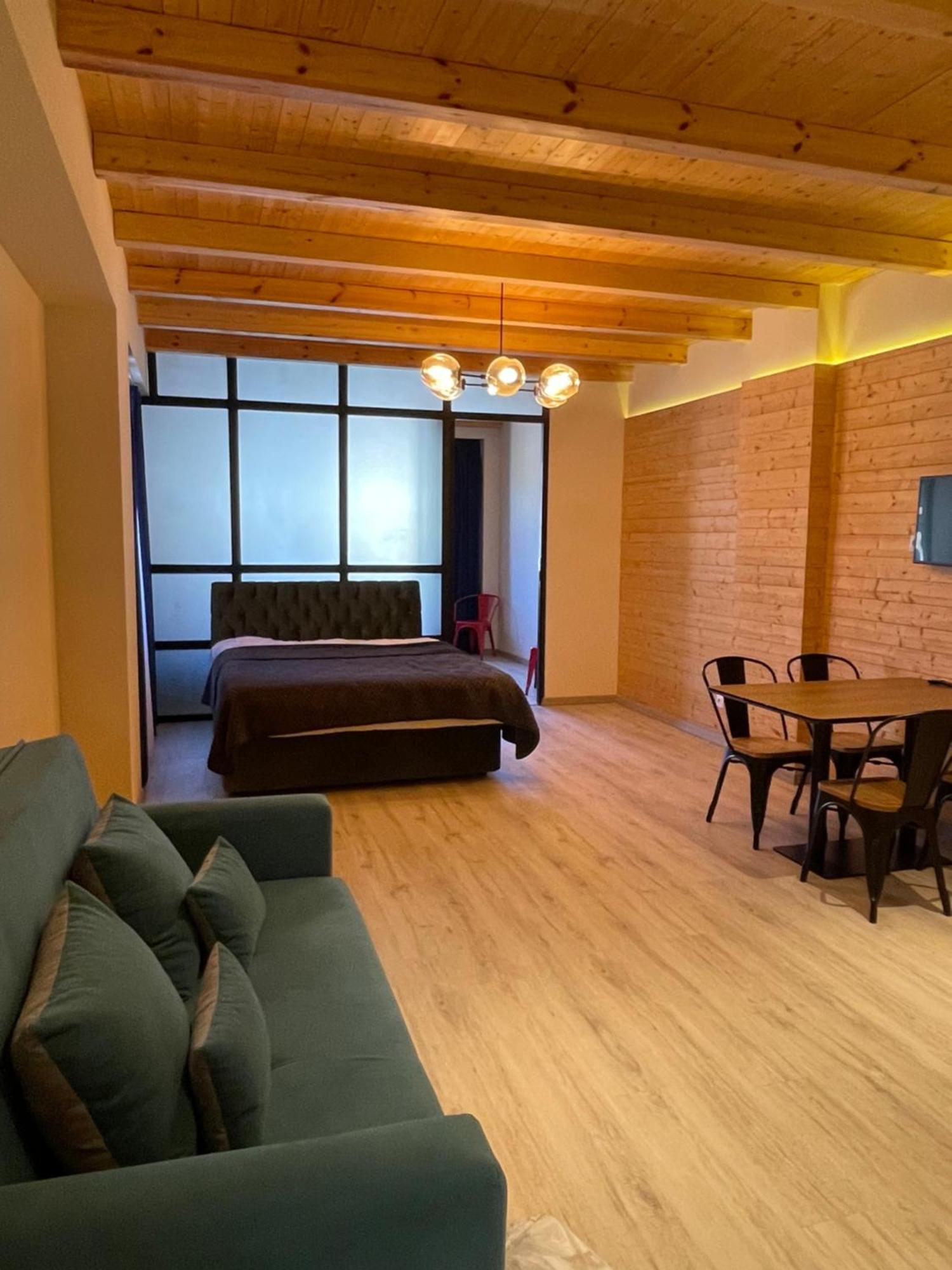 Happy Holidays Apartments In New غودوري الغرفة الصورة